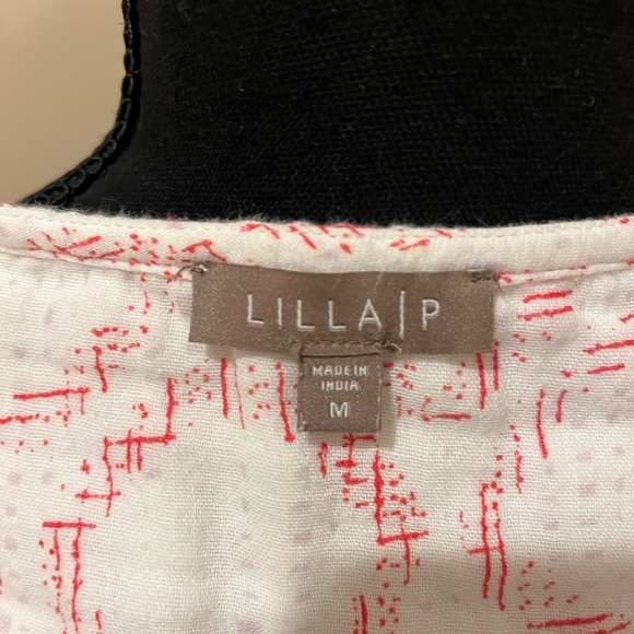 Lilla P Ruffle Sleeve V-Neck Top, size M - Picture 2 of 3